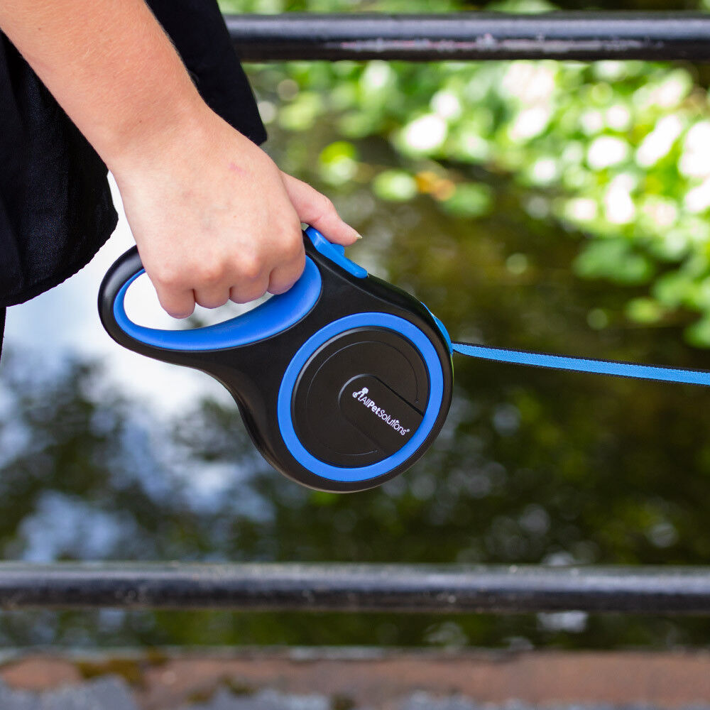 Dog Leash: Retractable Dog Lead Extending Leash: Small 3M Tape (Max 15Kg) | Medium 5M Tape & Cord (Max 25Kg) | Large 8M Tape (Max 50Kg)